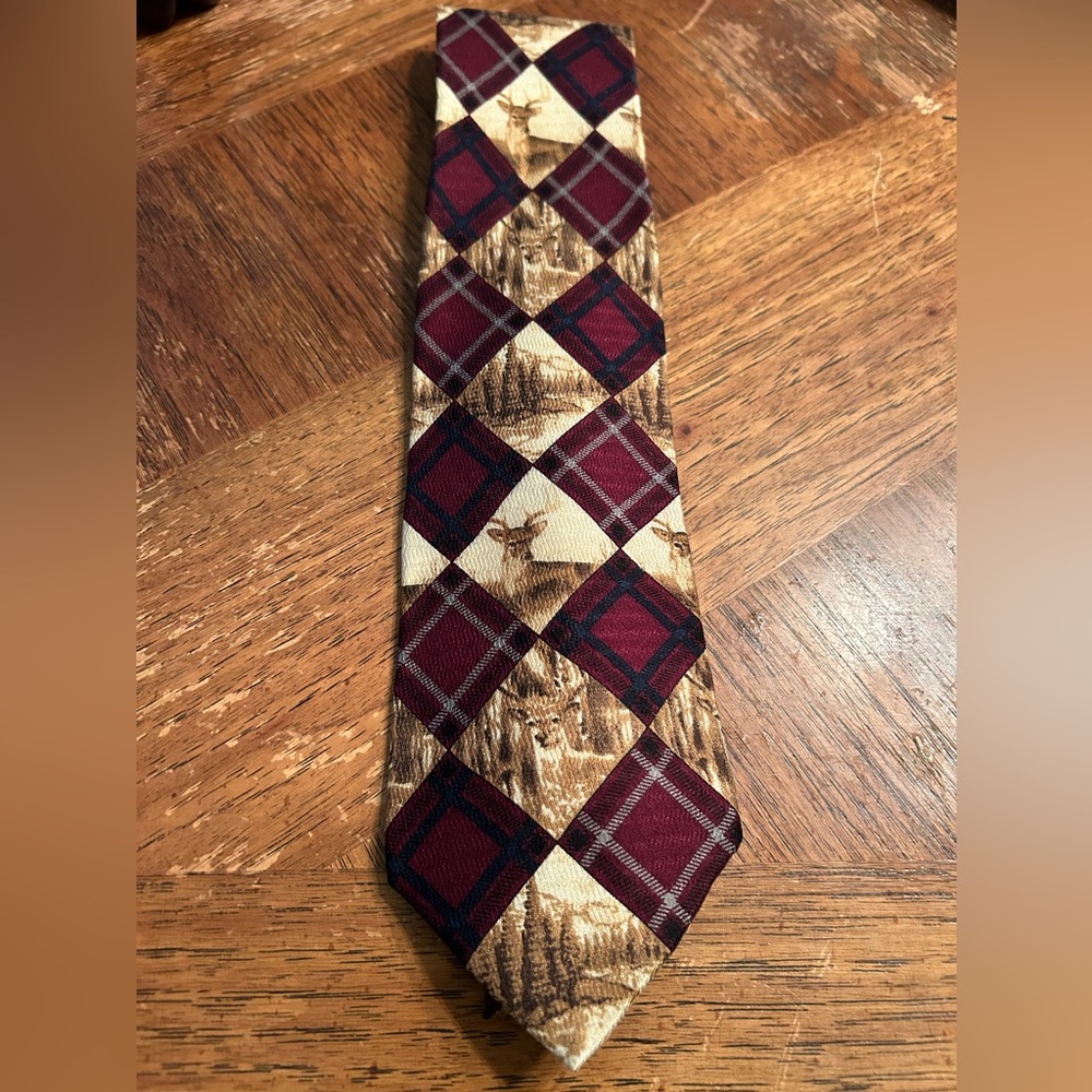 Mens Vintage Field & Stream Silk Necktie